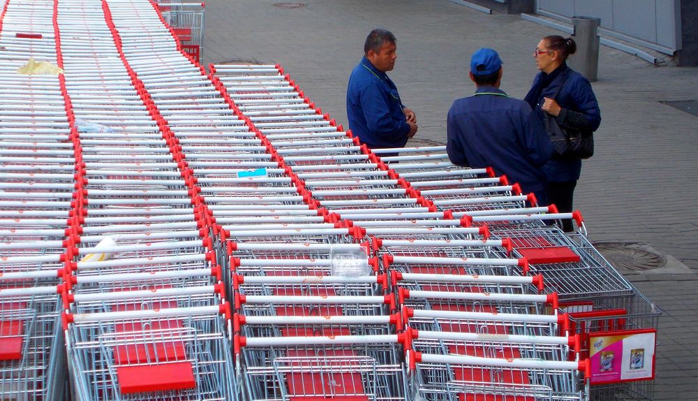 Хранители тележек супермаркета