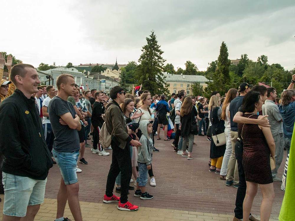 Болеем за своих 9