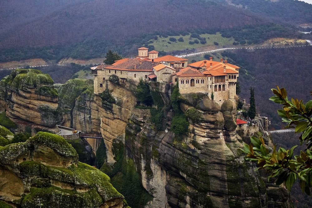 Meteora, A view from the edge