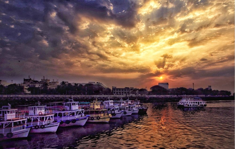 Sunrise from Gateway of India