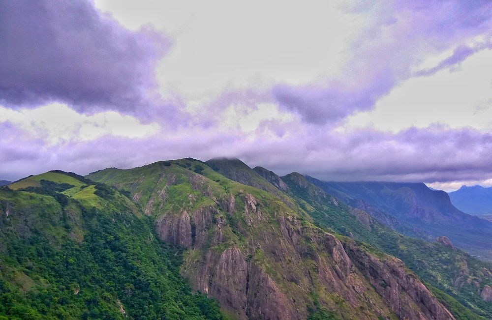Clouds on the mountain