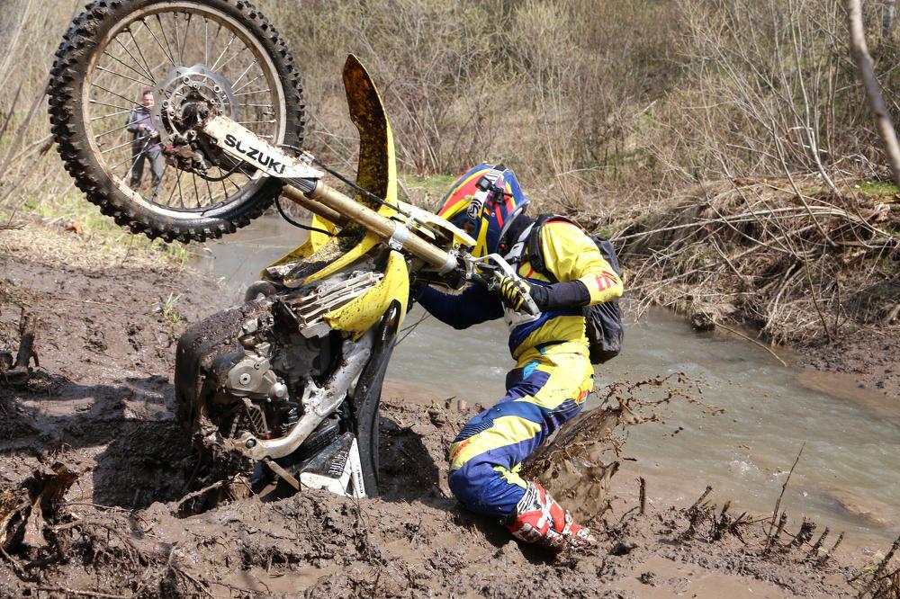 Фиксация в стойке..