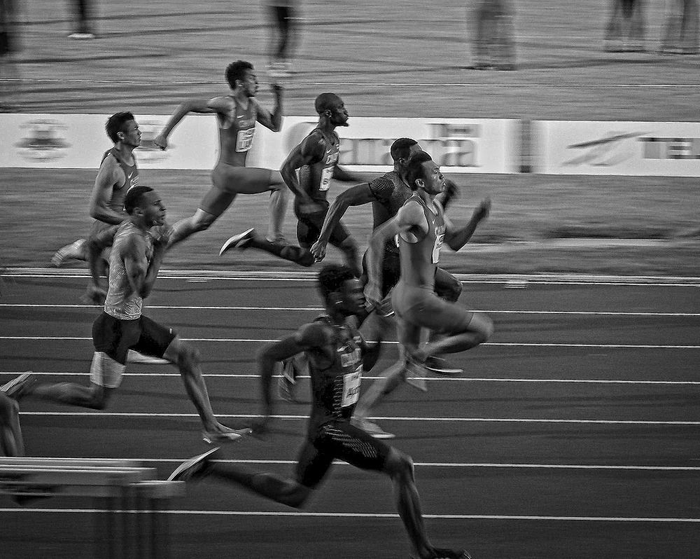 Men 100M track & field meet