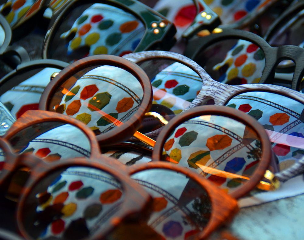 Зонтики и очки