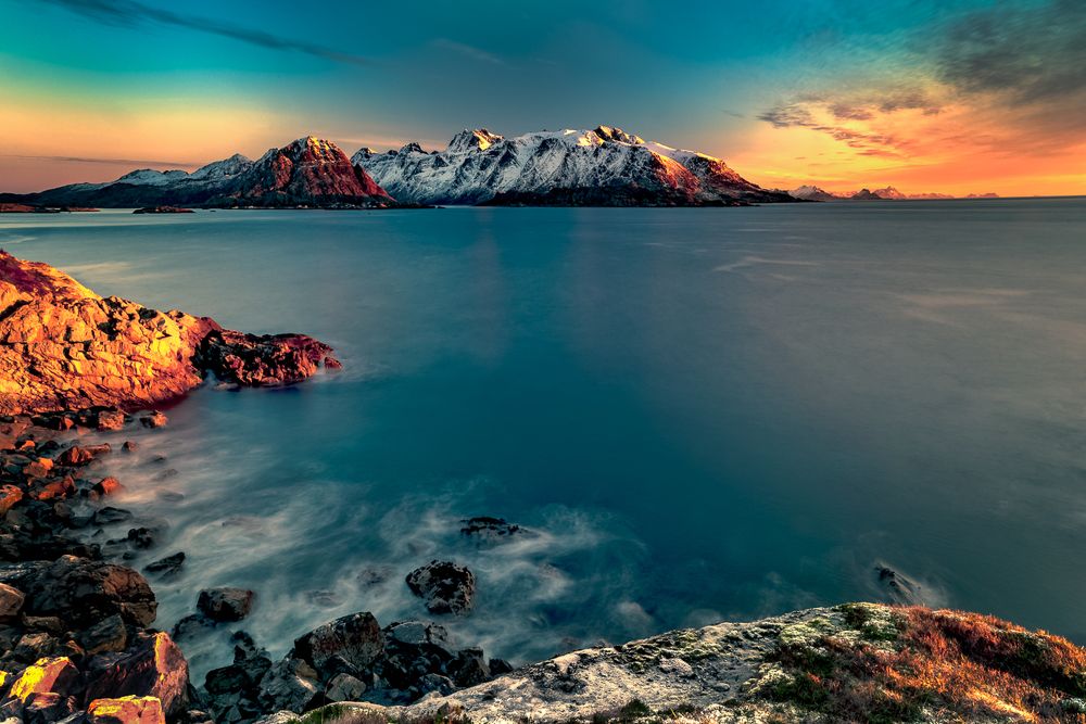 sunrise in lofoten