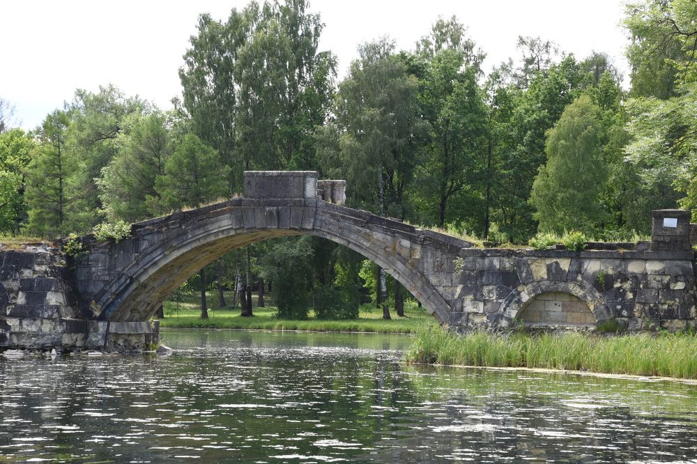 Разрушенный мостик