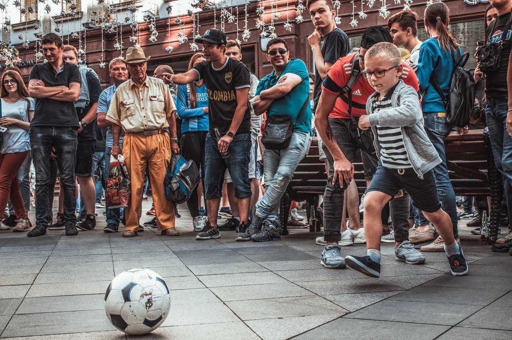 Футбол объединяет