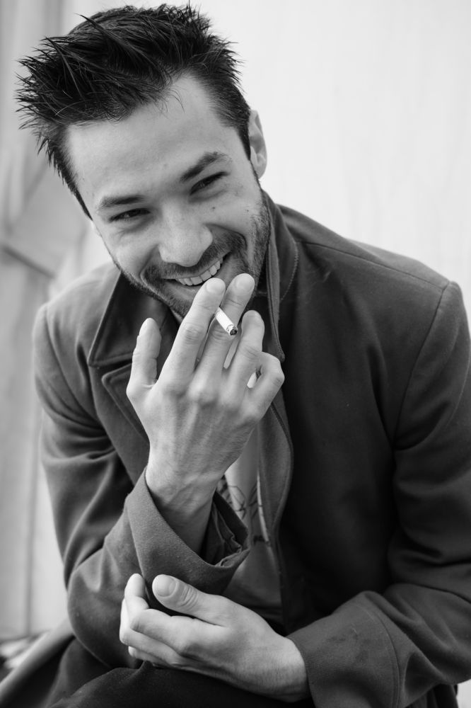 Мужчина с сигаретой