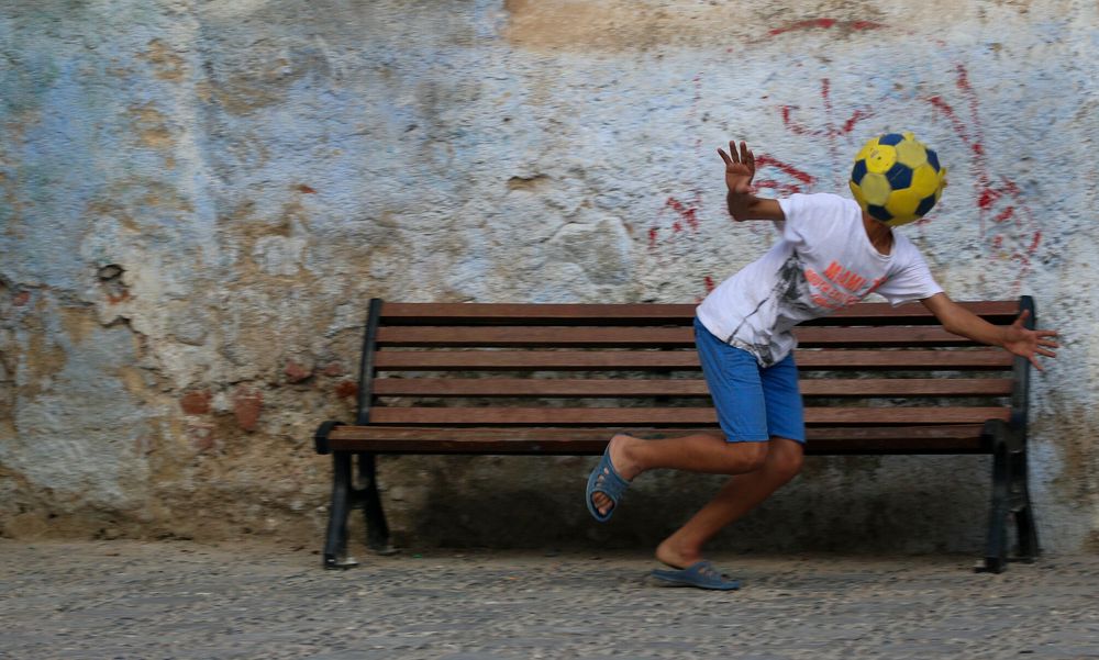 اللحظة الحاسمة