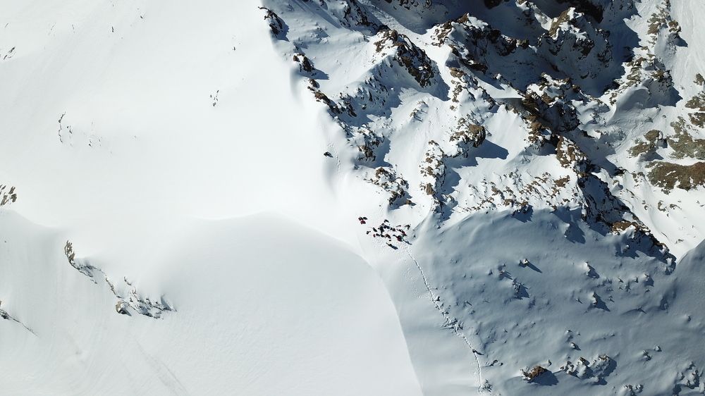 Выше Пика Учитель (4530 м.н.у.м.)