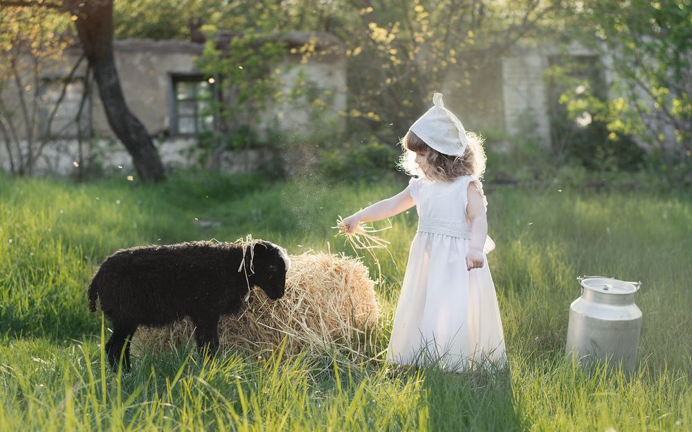 Маленькая колдунья