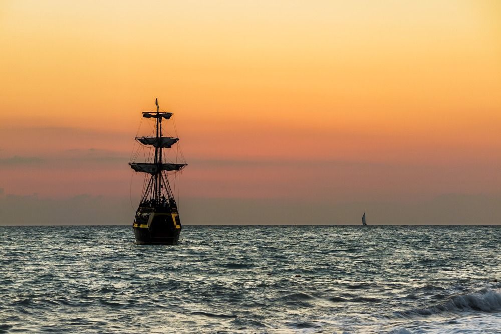 Вечер на море.