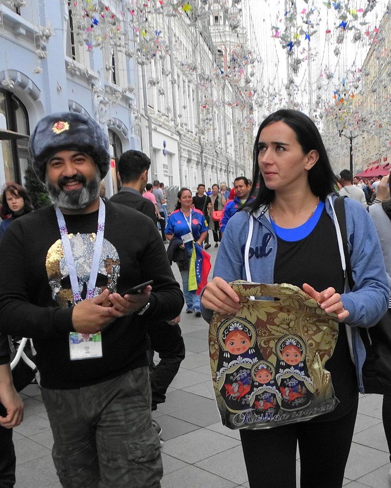 Сувениры накупили!