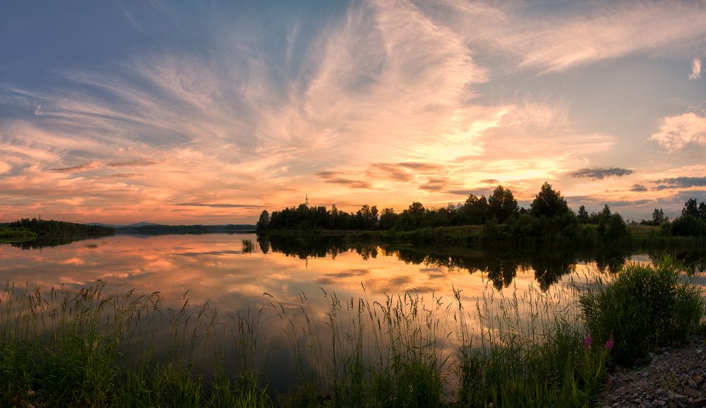 Вечер на озере