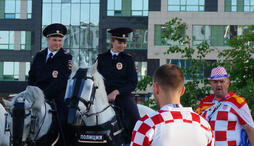 Нижний Новгород Конная полиция на страже порядка