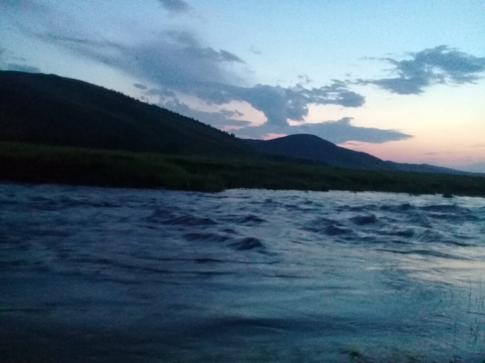 Речной закат