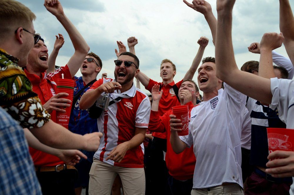 Радость английских болельщиков