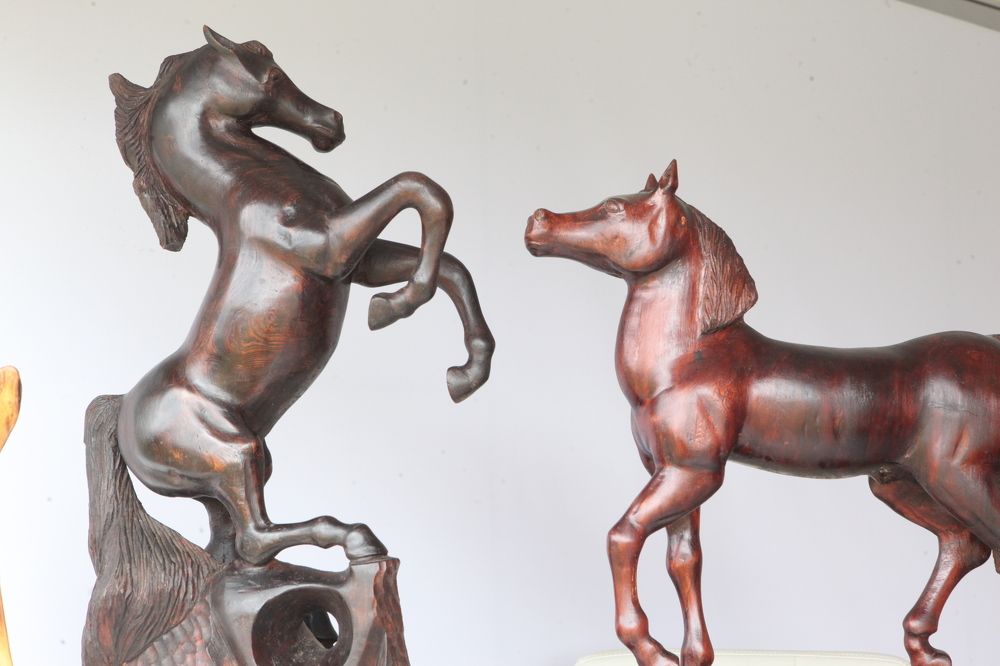 فن النحت على الخشب