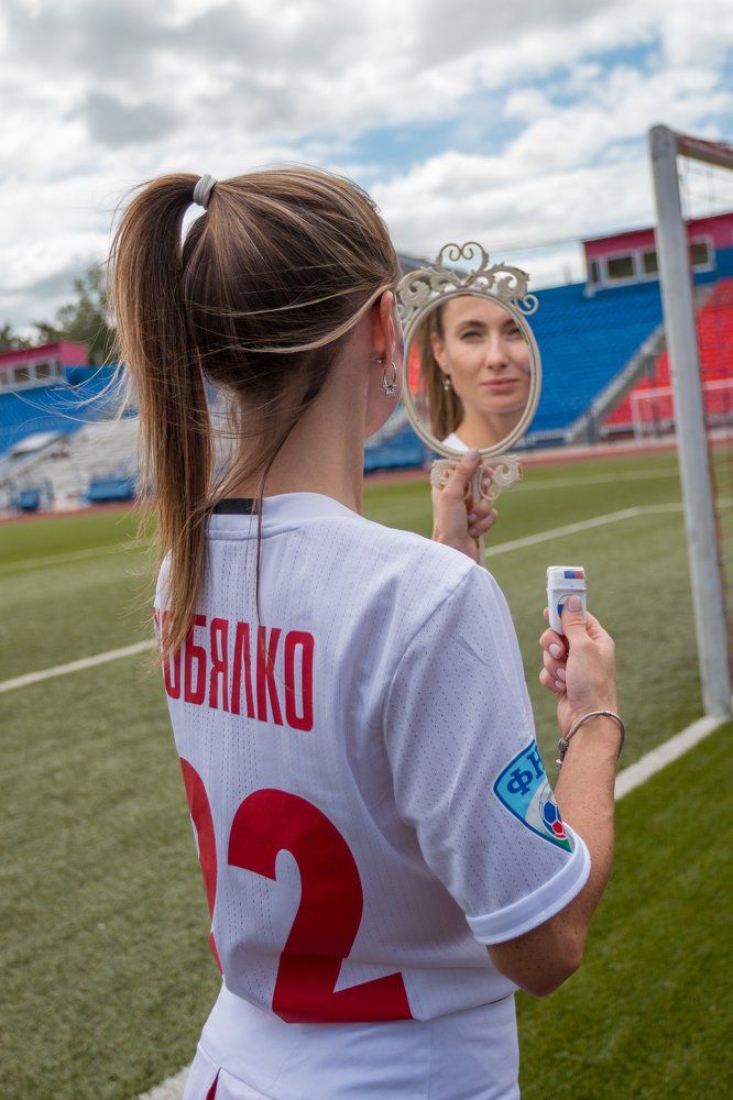 Болелбщица