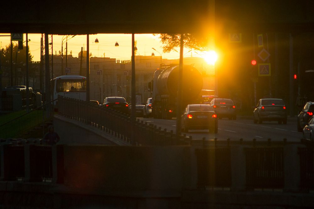 Закат на дороге