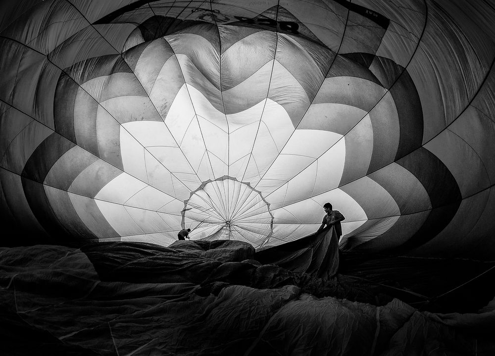 Hot-air balloon