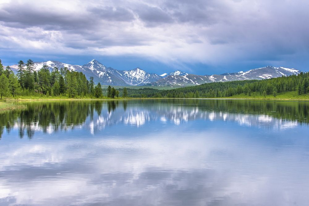 Горное озеро