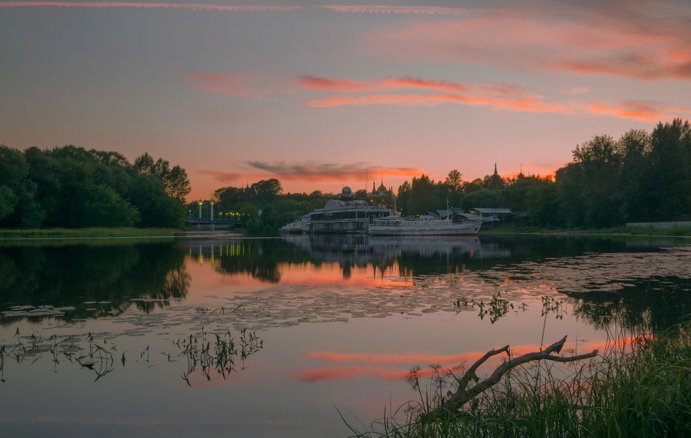Тихий Вечер На Реке Которосль