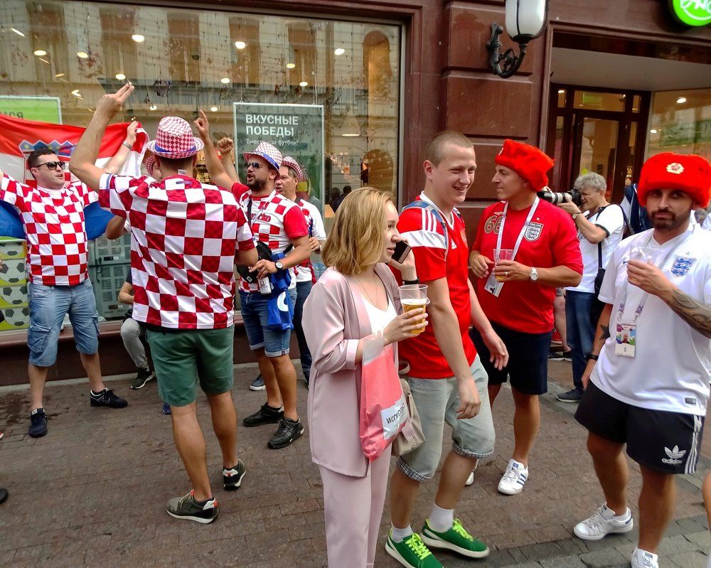 Хорватия!...Россия!...Англия!