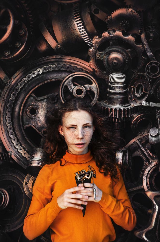 Ice cream with pieces of metal