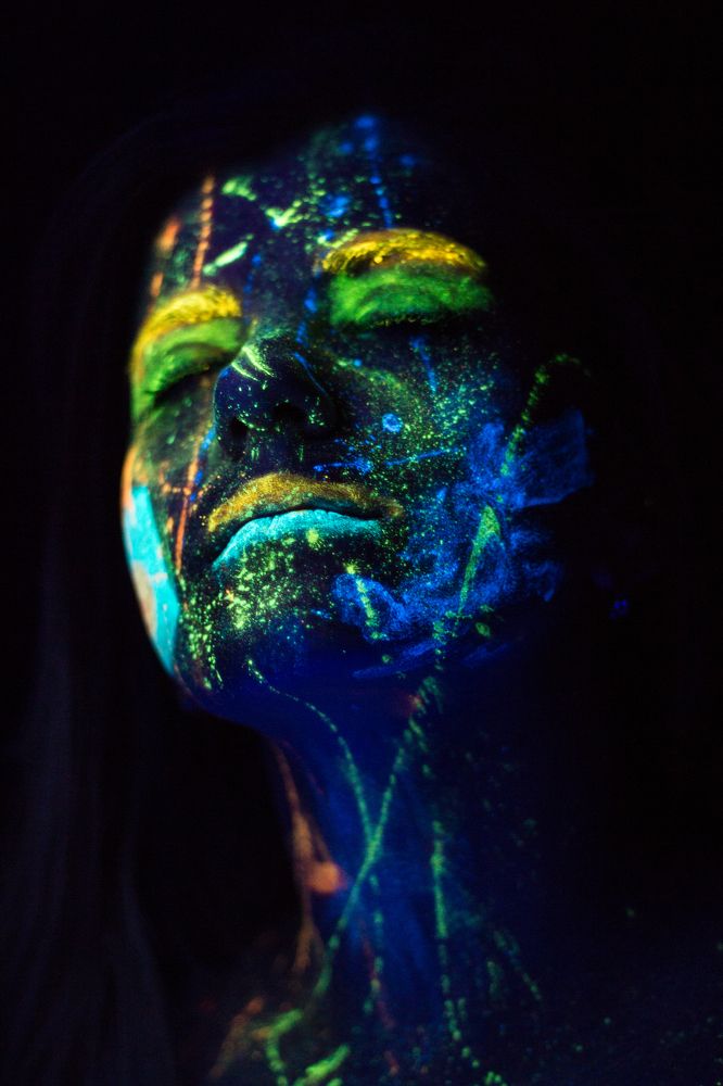 Краски в темноте