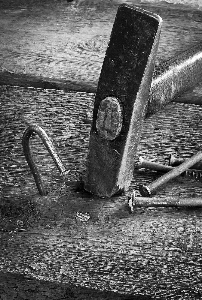 - А нечего было высовываться !..