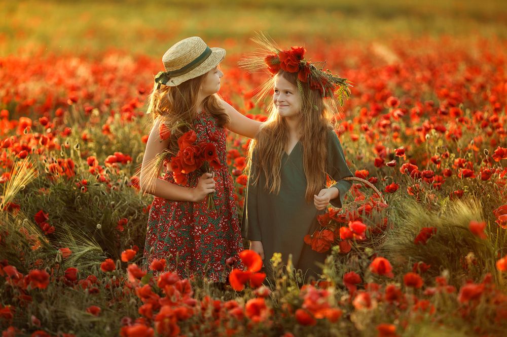 Две подружки