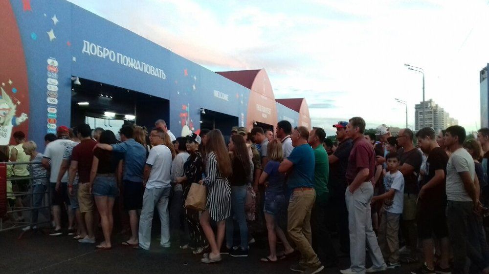 Надо пробраться!