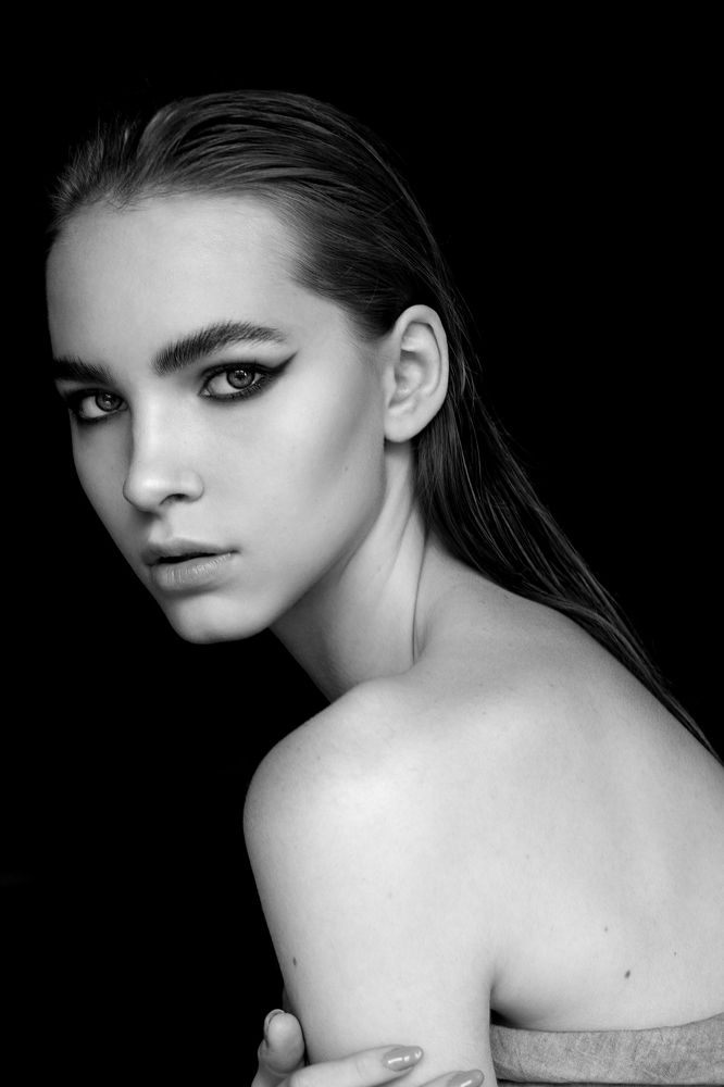 Молода и прекрасна