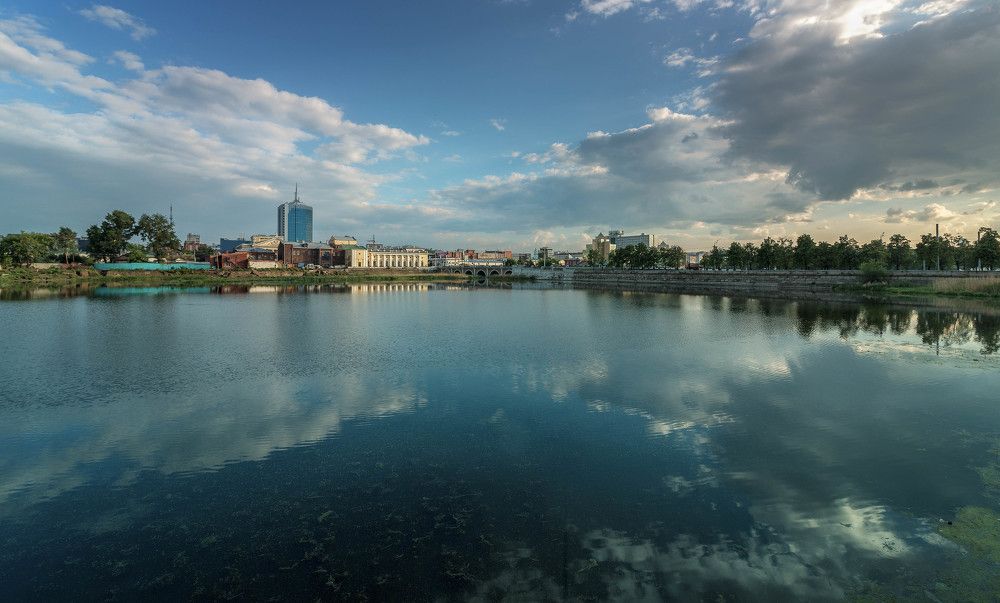 Челябинск.Набережная реки Миасс