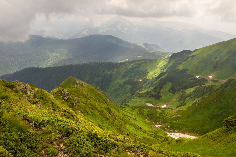 Пробился луч сквозь облака