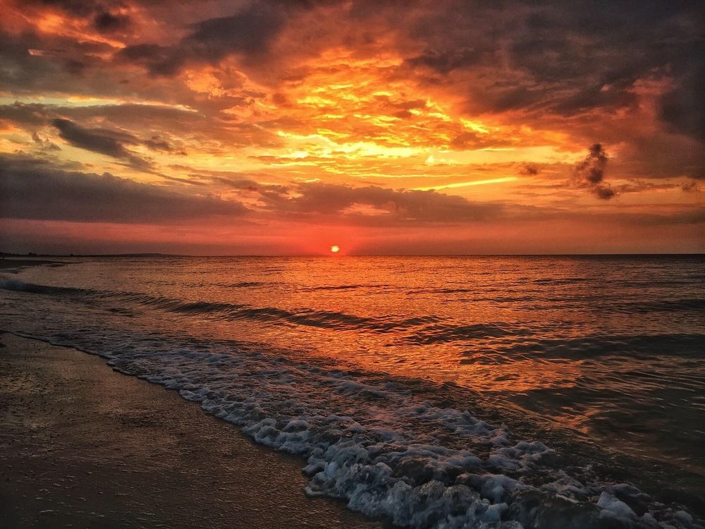 Закат на Азовском море