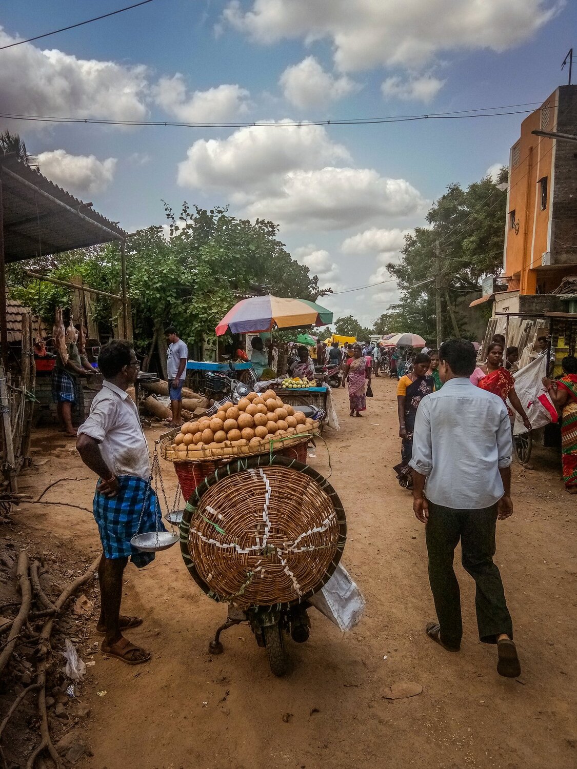 Sunday Market - Chrompet