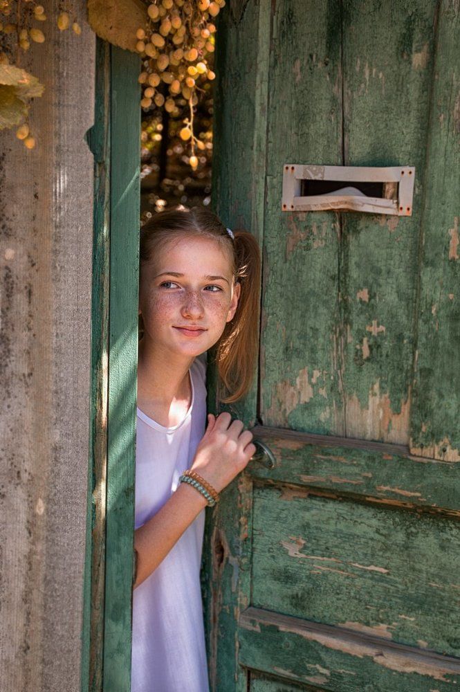 Танюшка в деревне