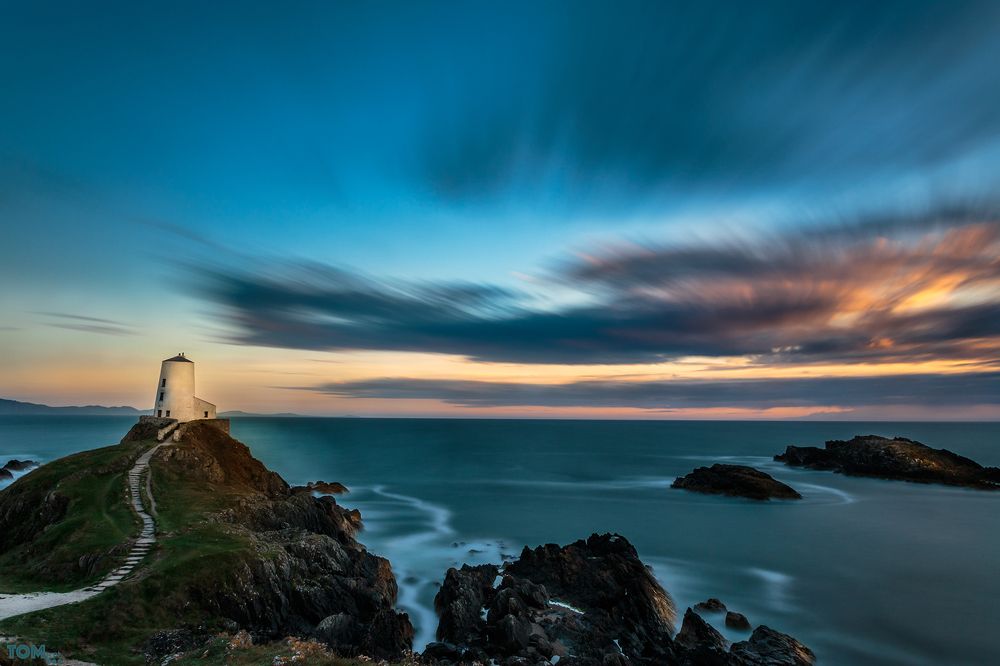 "Tŵr Mawr Lighthouse during sunset" Wales/UK July2017