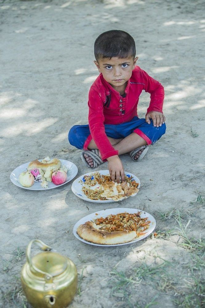 "Пока я ем, я глух и нем"