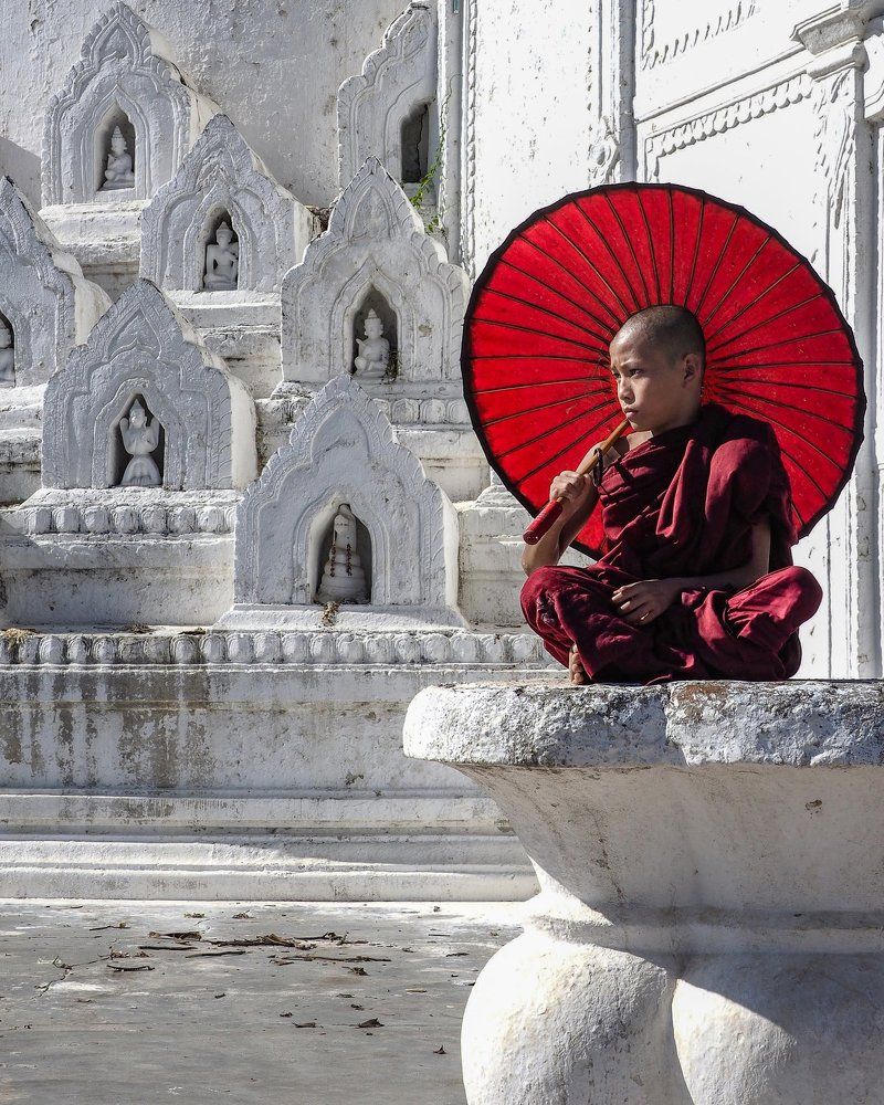 Юный монах.