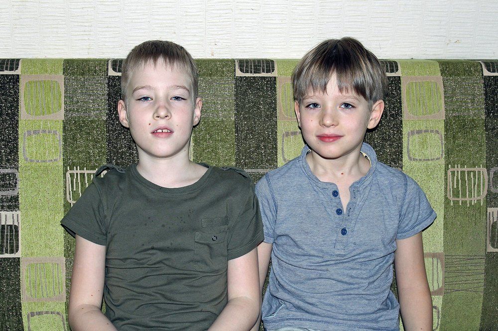 Братья-двойняшки всегда вместе!