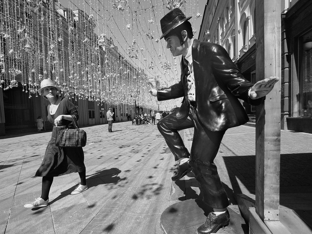 Улица полна неожиданностей