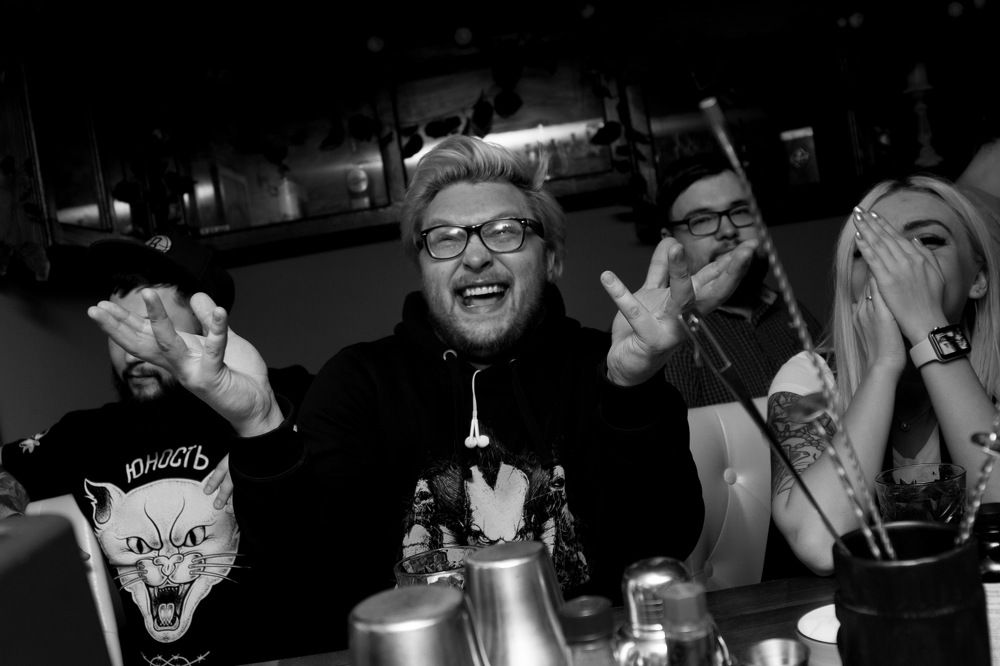 Завсегдатай