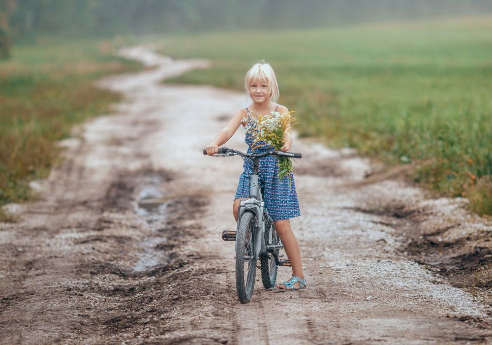 Деревенская девчонка