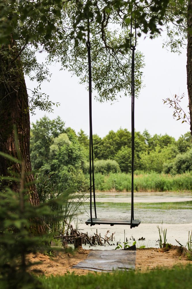 Качели в детство.