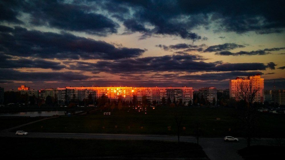 Отражение рассвета