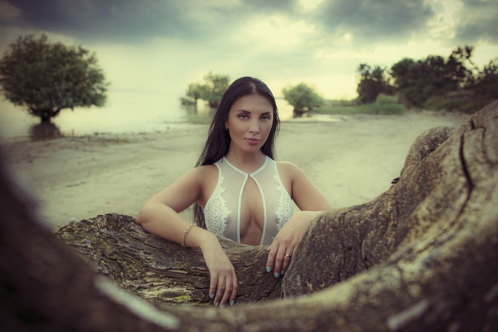 Вьются деревья...