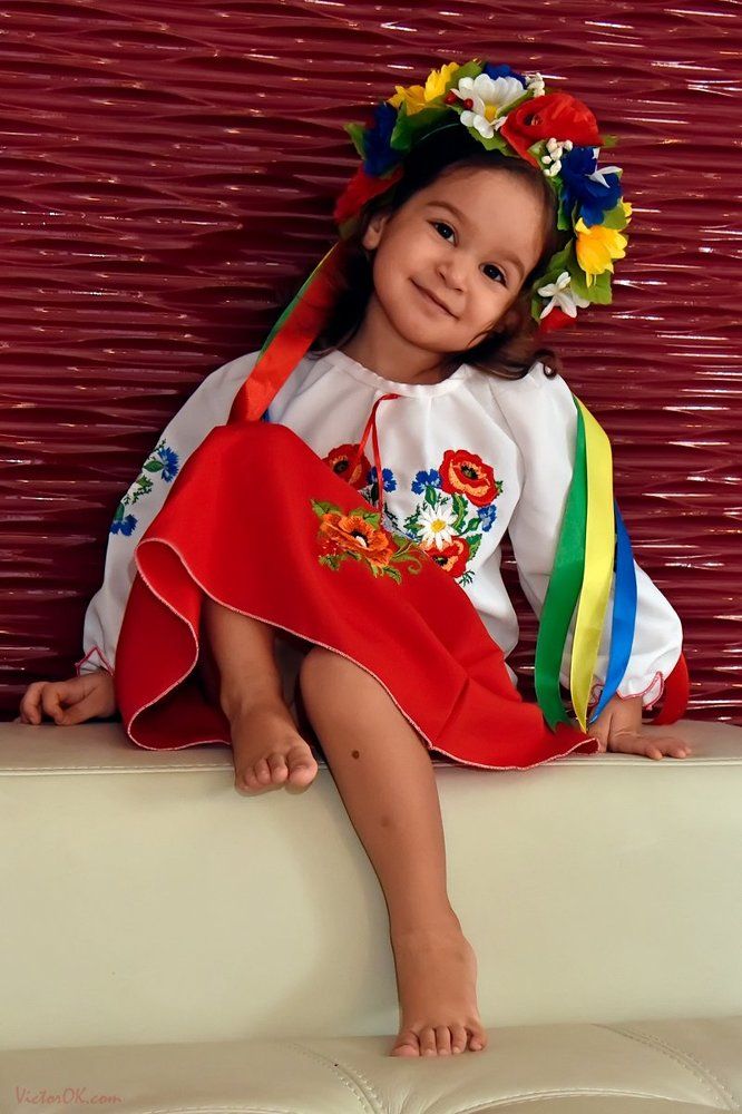 Карина в вышиванке